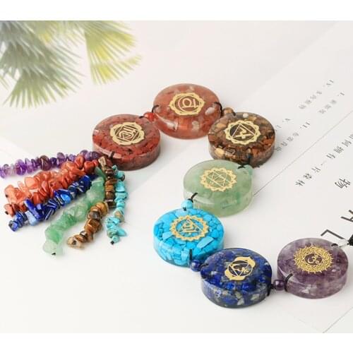 Natural Crystal 7 Chakra Stones Healing Energy Stone Ornament Yoga Healing Crystal Hanging Ornament Wall Art Decoration