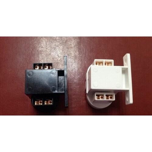 100pcs 4pins G32 G32Q Lamp Bases For UV Light 500v 2a