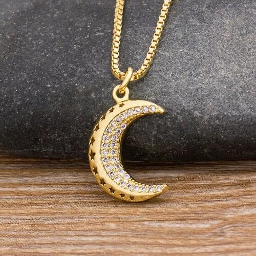 New Fashion Sweet Moon Women Necklaces Cubic Zirconia Jewelry Simple Crescent Pendant Statement Clavicle Chain For Friend Gift