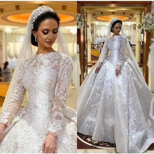 Ball Gown Wedding Dresses Jewel Neck Lace Appliqued Long Sleeves Wedding Gowns Saudi Arabian Dubai Bridal Dress