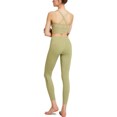 New Seamless Yoga Sets 2 Pieces Gym Set Women Sports Bras Women Workout Clothes SportswearLeggings Sport Set Women Sports Suit