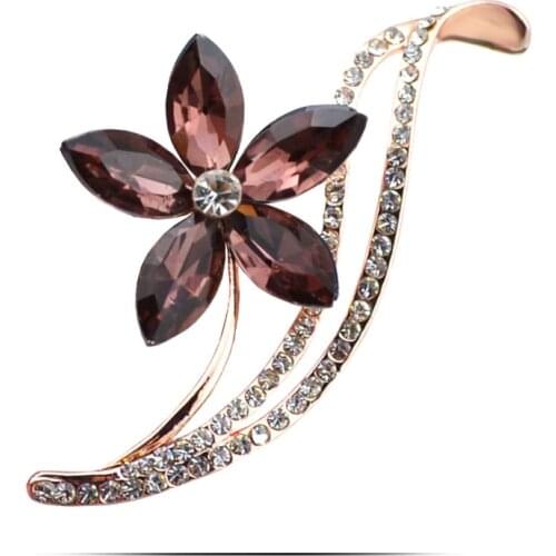 Flowers Brooches Women Fashion Jewelry Accessories Leaf Pins and Brooch with Rhinestone Stainless Steel Jewelry Clothes Pins
