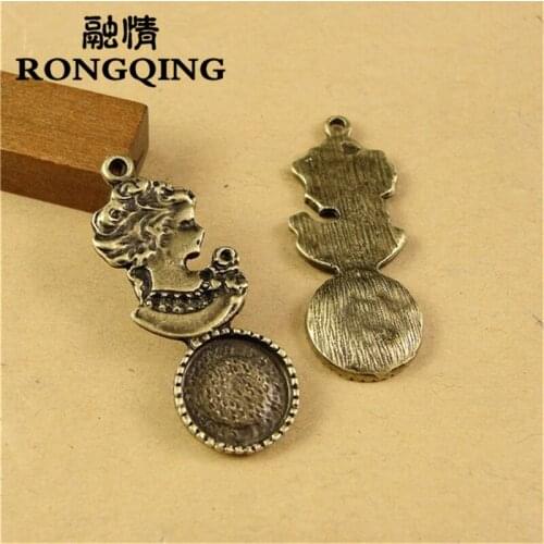 RONGQING 40 pcs/lot Queen of the head Bottom bracket DIY Jewelry wholesale 12MM