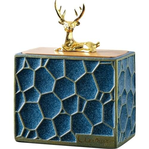 Nordic Resin Luxury Jewelry Cosmetics Desktop Debris Storage Box with Lid Household Multifunctional Storage Container Decoration