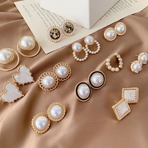 2021 New Trend Pearl Stud Earrings Geometric Round Earrings For Women Girl Korea Baroque Temperament Vintage Ear Jewelry Brincos