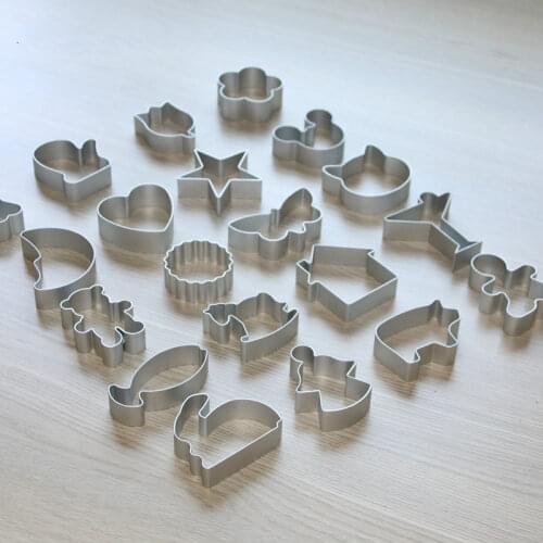 Yunexpress Cookie Cutters Moulds Aluminum Alloy Cute Animal Shape Biscuit Mold DIY Fondant Pastry Decorating Baking Kitchen Tool