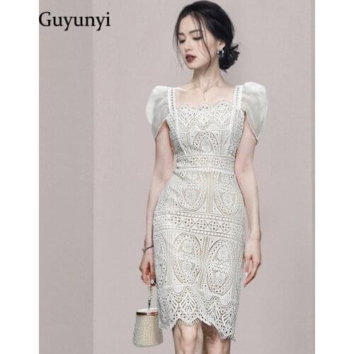 Elegant White Lace Dress 2021 Summer French Square Collar Puff Sleeve Temperament High Waist Tight Party Womens Dresses