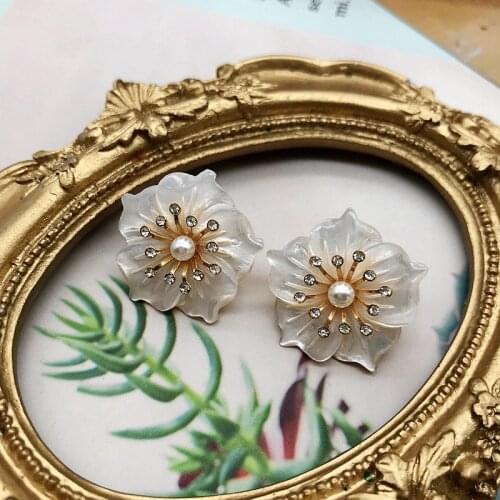 Flower Shell Stud Earrings Crystal Modern Party Accessories For Girls Women