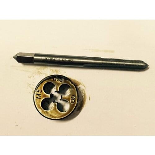 1pc HSS Machine M5 X 0.5 0.8mm Plug Tap and 1pc M5 X 0.5 0.8mm Die Threading Tool