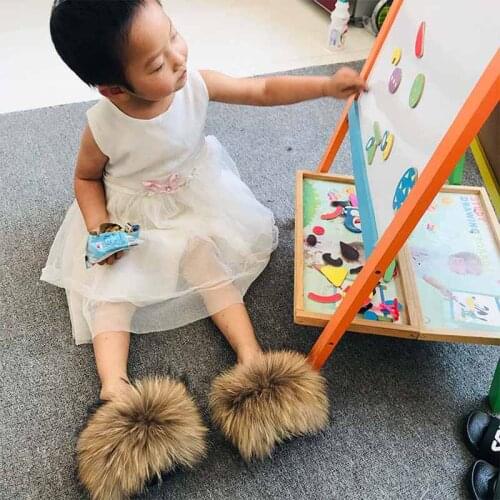 Kids Real Fox Fur Slippers Fashion New Furry Girls Fur Slides Home Flat Plush Fox Hair Fluffy Sandals Shoes Wholesale