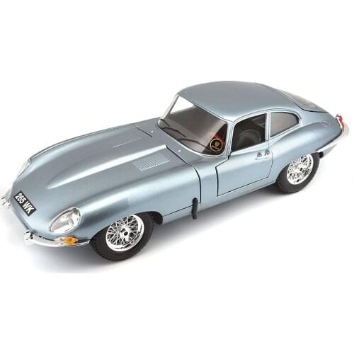 Bburago 1:18 Jaguar E-Type Coupe Model Car