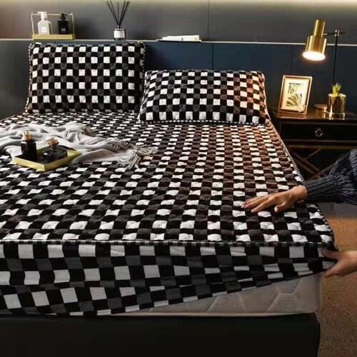 Soft Warm Short Plush Quilted Mattress Cover Twin Customized Super Smooth Thicken Velvet Fitted Sheet Not Including Pillowcase