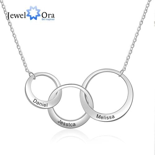 Personalized Intertwined Circle Necklace with 3 Names Customized Family Friendship Necklace Engraved Jewelry (JewelOra NE103419)