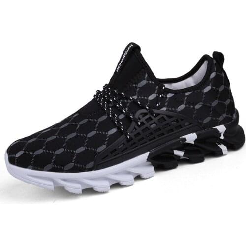 New Running Shoes For Men Breathable Outdoor Sport Running shoes Lightweigh Walking Shoes Cushioning Sneakers Man 39-47