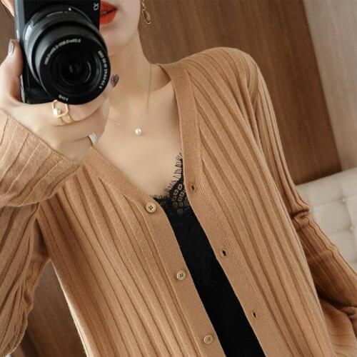 Spring and Autumn New Style 100% Wool Knit Cardigan Womens V-neck Long Sleeve Loose Sweater Short Wild Jacket
