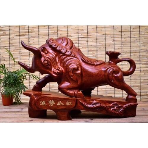 New authentic African grass pear Wall Street bullfighting ornaments mahogany crafts creative gifts