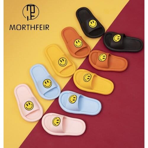 Couple Slippers EVA Soft Mute Light Sandals Indoor Home Bathroom Non-Slip Flip Flops Slides Cartoon Smile Man Women Shoes 2021