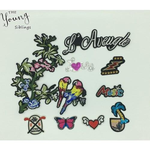 Hot sell Cartoon Patch Hot melt adhesive Applique Embroidery DIY Kids Sewing Clothing Accessories Patches 1pcs sell C798-C6020