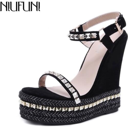 NIUFUNI 2020 Comfortable Wedges Sandals Platform Shoes Woman Crystal Decoration Gladiator Sandals High Heels Dress Shoes