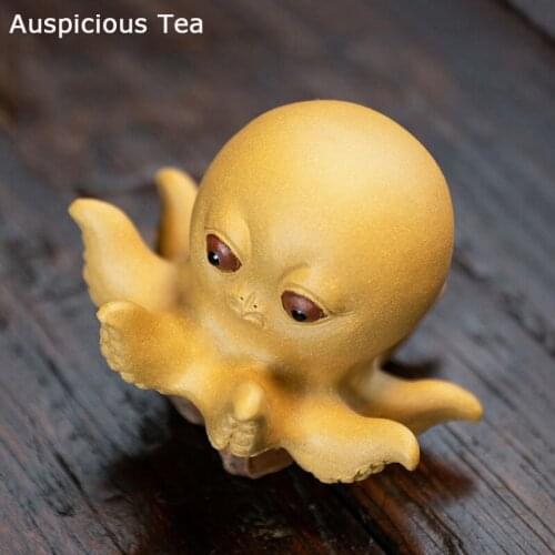 Chinese Yixing Purple Clay Tea Pet Lucky Fortune Octopus Statue Animal Sculpture Ornaments Handmade Tea Set Decoration Gifts
