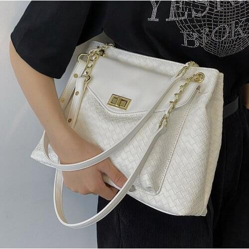 Bags 2021 New Trendy Fashion Autumn High Quality Ladies Luxury Leisure All-match Chain Messenger Bag Niche Portable Tote Bag