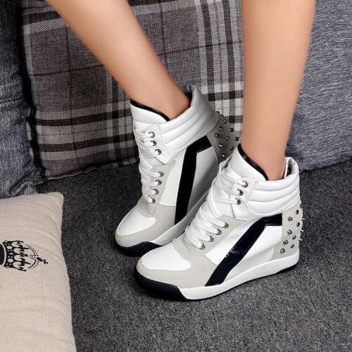 New designer high-top rivet front lace-up womens shoes autumn and winter breathable non-slip waterproof inner heightening