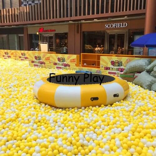 PVC Water jumper Water Sport Games floating water toys inflatable water trampoline Gymnastics bouncer