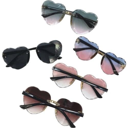 Summer Kids Toddler Heart Shape Sunglasses Summer Sweet UV Protection Sun Glass for Children Boys Girls 2021 New