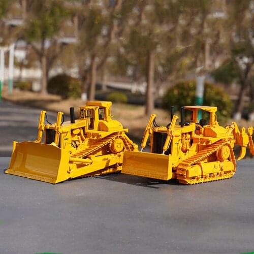 1/50 alloy casting car model Caterpillar bulldozer CAT D10 construction machinery high-end collection holiday gifts