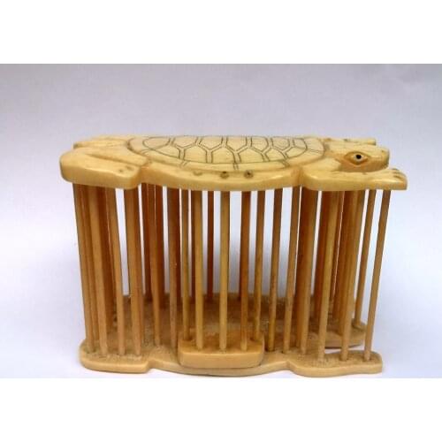 YIZHU CULTUER ART Collection Old China Hand Carved Lovely Turtle Cricket Cage Family Decoration