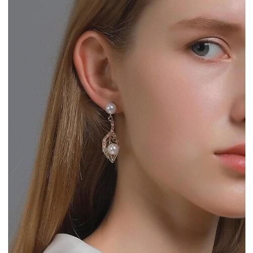 Imitation Pearls Hollow Leaf Dangle Earrings For Women Crystal Tassel Drop Earrings For Women Eardrop Statement Ear Jewelry