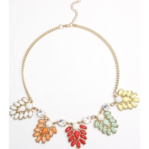 2020 fashion Power Crystal Flower Statement Necklace & Pendants Vintage Boho Collar Choker Necklace For Women Jewelry