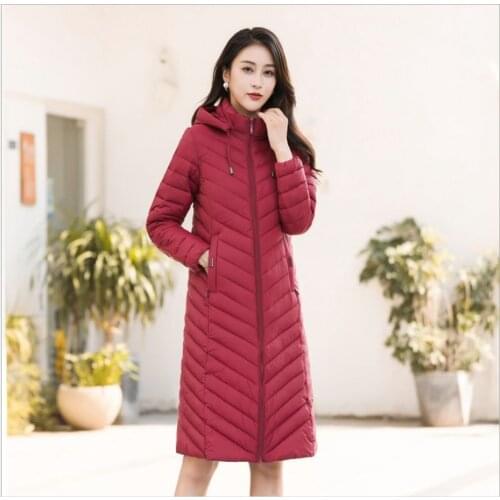 Women Winter Red Coat 2021 New Ultra Light Portable Down Jacket Fashion Warm Slim Hooded Down Coats for Women Windproof Parkas