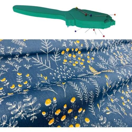 Multifunction Hand Held Magnetic Pincushion Embroidery Tool Easy to Use