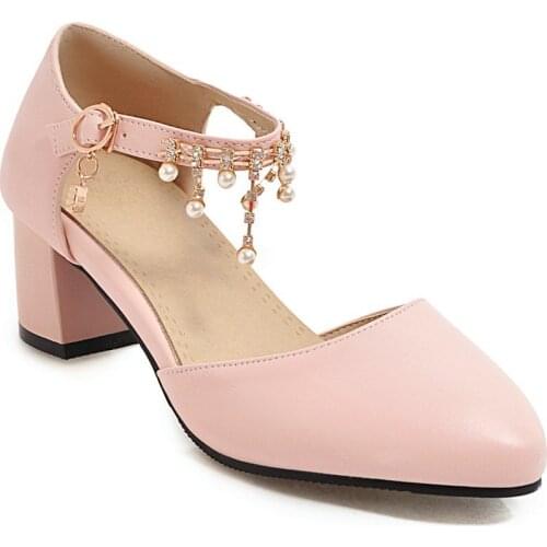 Sweet pearl womens shoes 2019 summer new product with heavy heel 40-43 buckle with hollow sandals