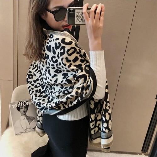 2020 Brand Women Leopard Cashmere Scarf Winter Pashmina Warm Shawls And Wraps Lady Print Thick Blanket Neck Scarves Bufanda