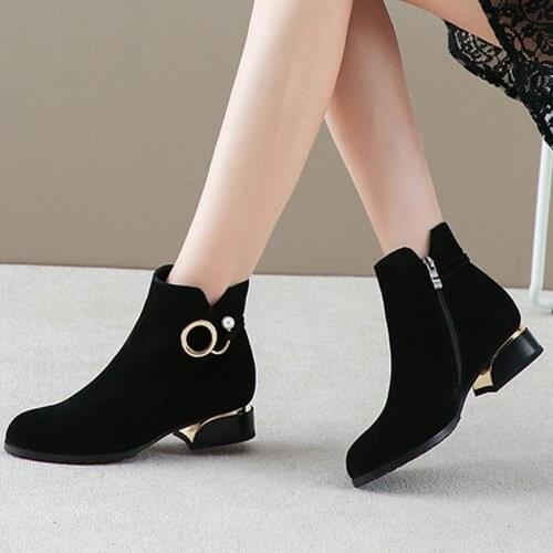 Women Boots Ladies Fashion Zipper Ankle Boots Female Casual Big Size 41 42 43 Scrub Boots Keep Warm fur Inside Winter Warm Shoes