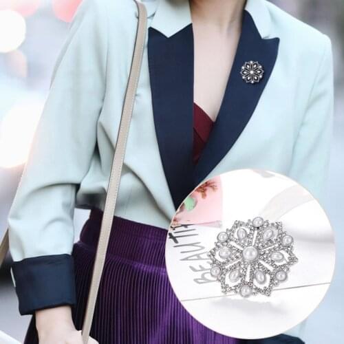Brooch Special Pin Shiny Bright Womens Brooches Wedding Banquet Decoration For Women Girls LXH
