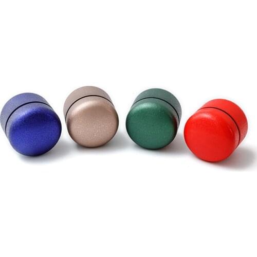 Xin Jia Yi Mini Round Packaging Tea Tin Box Solid Color Jar Cookie Candy Chocolate Jewelry Gift Customized Beautiful Tin Cans
