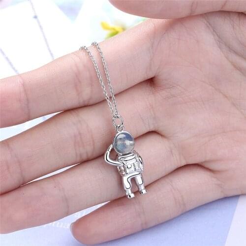 Latest Crystal Astronaut Pendant Necklace Female Princess Choker Accessories Fashion Women 925 Silver Necklace Lady Jewelry