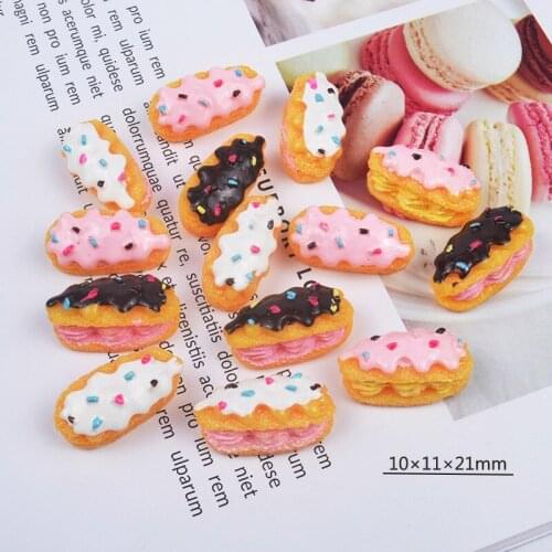 100pcs/lot 10X11X21mm Cute Resin Bread Cake Food Cabochon For Resin Craft Keychain Mobile Case DIY Decorative Embellishment