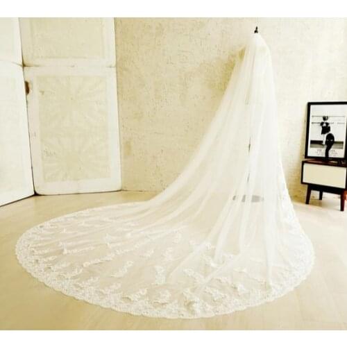 Lace Wedding Veil Cathedral Bridal Veil Lace Chapel Wedding Veil Floral Floor Wedding Veil Boho Veil Long Veil with Lace Royal L