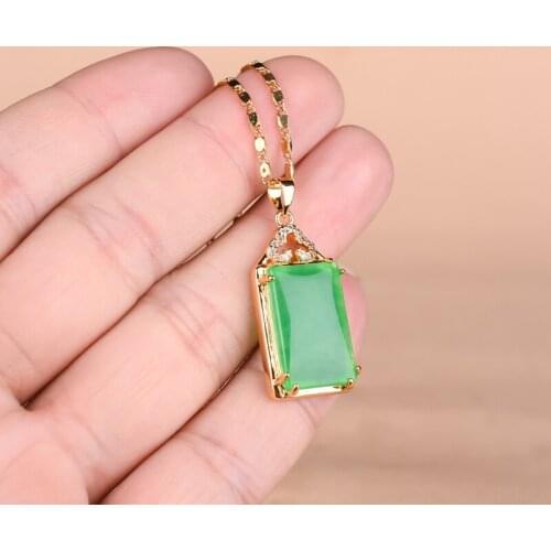 New all-around fashion female Emerald Pendant brand ice emerald 18 K gold inlay for safety