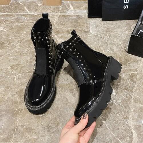 Shiny Leather Women Lace Up Ankle Boots Low Heels Thick Heel Studded Short Boot Ladies Casual Shoes Metal Decoration Size 35-43