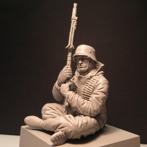 1/16 Resin kit Model figure GK Soldier, Tank soldier Sitting posture, Military theme of World War II, Uncoated No colour
