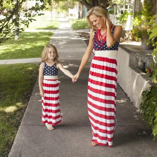 Summer Mommy and Me Sleeveless Dresses Family Matching Outfits Mom Daughter Stripe Star Print Long Dress Family Look Clothing F3