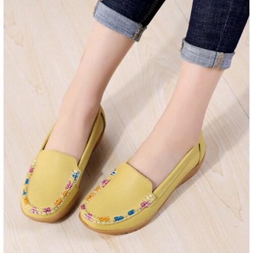 Alicegana Women's Moccasins