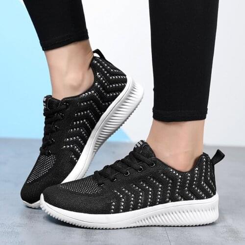 2021 Women Sneakers Breathable Running Shoes Men Women Outdoor Fitness Sports Shoes Female Lace-up Casual Shoes Tenis Feminino