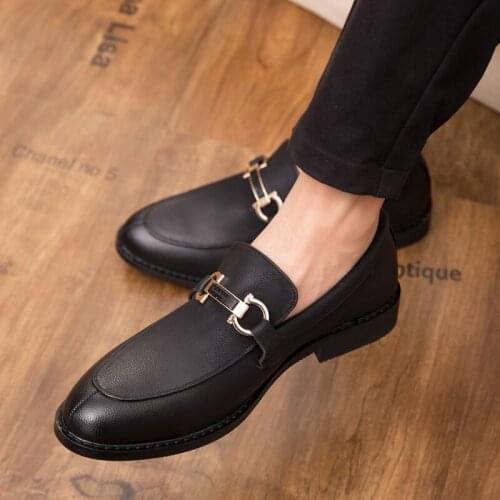 Men Casual Shoes Comfortable Flats Leather Shoes Outdoor Non-slip Breathable Fashion Moccasins Sneakers Casual Boat Shoes