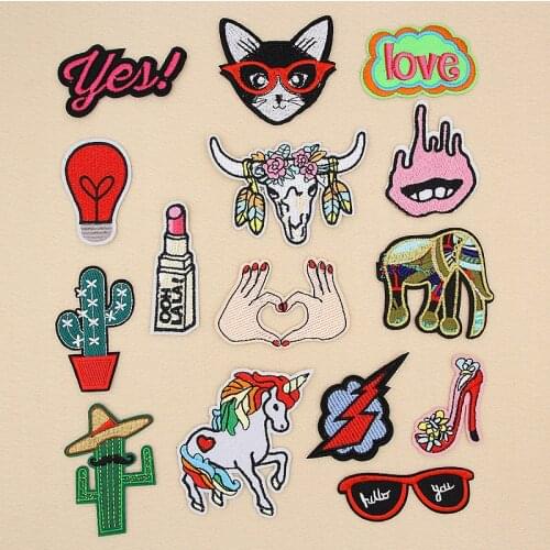 PGY Fine Letter Heart Unicorn Cat Patch Iron On Cartoon Patches Shoes Cute Cheap Embroidered Patches For Kids Clothes Stickers